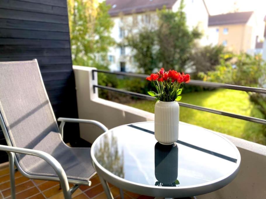 רויטלינגן Top-Apartment Mit Parkplatz Und Balkon מראה חיצוני תמונה